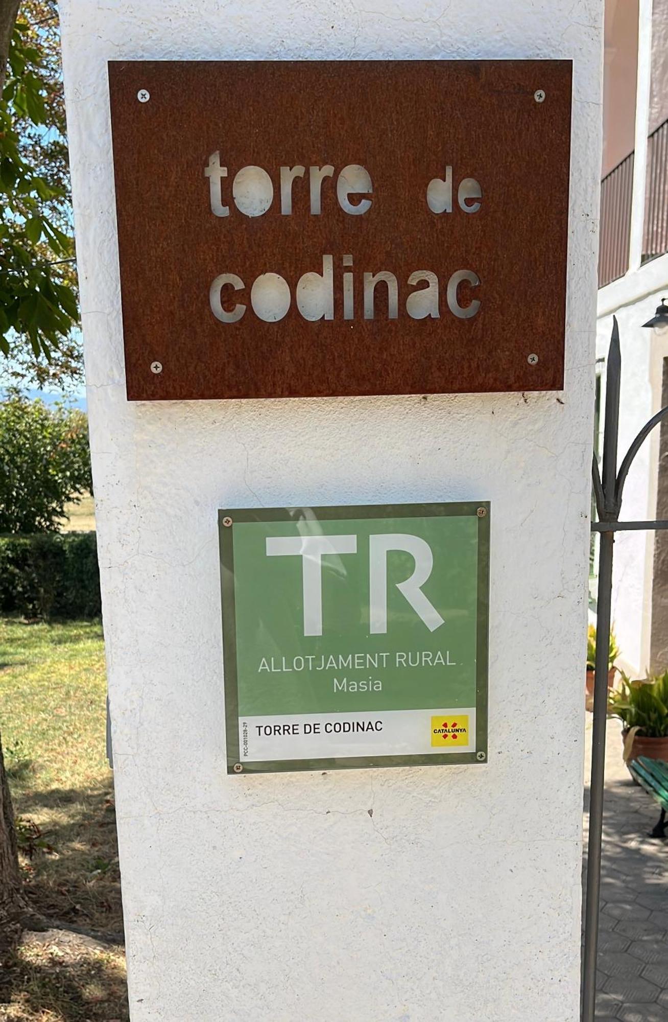 Вилла Torre De Codinac Sant Pere de Torello Экстерьер фото